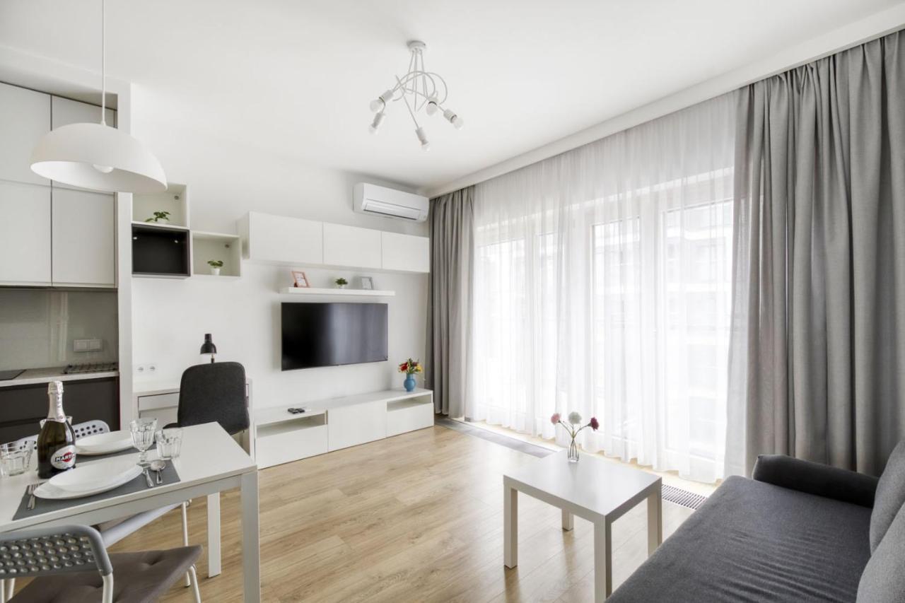 Warsaw Night Apartments Menica Residence Exterior photo