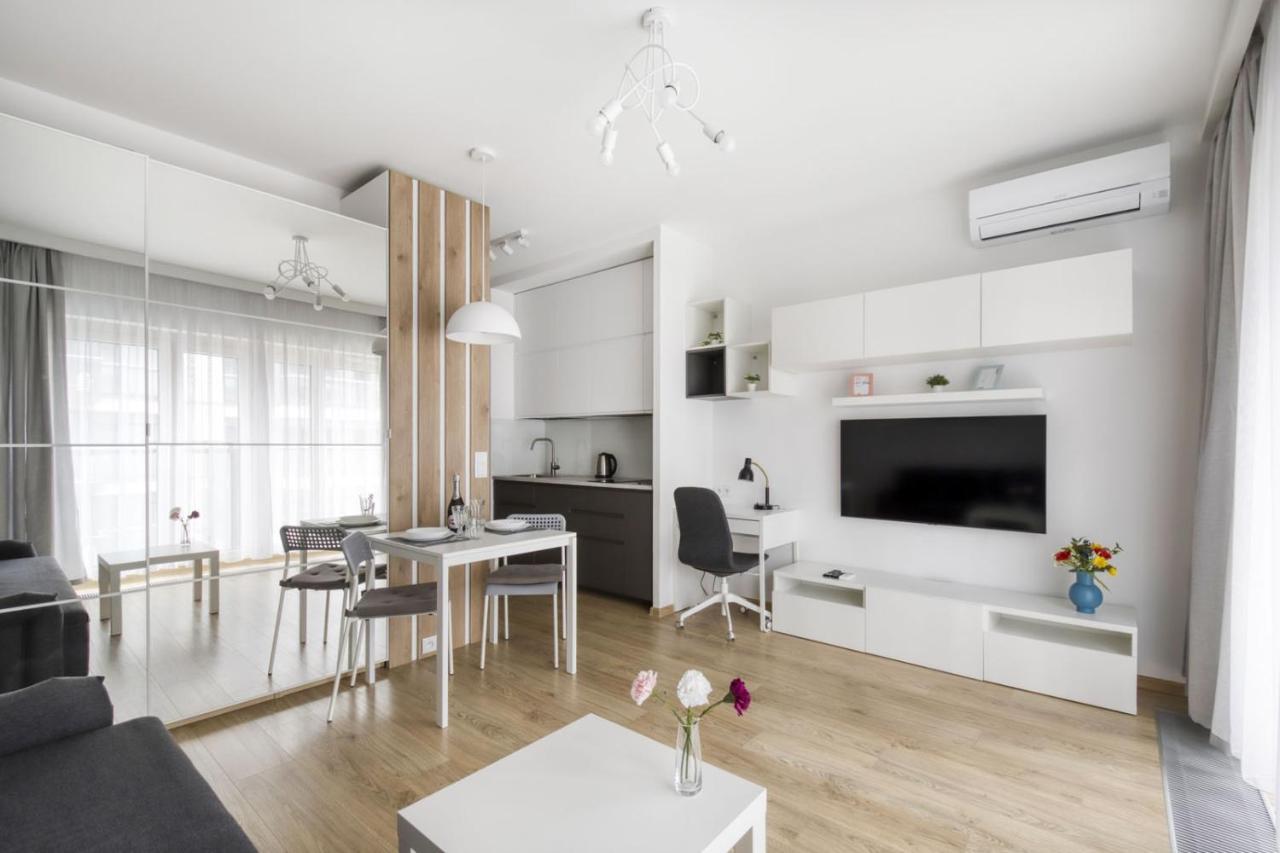 Warsaw Night Apartments Menica Residence Exterior photo