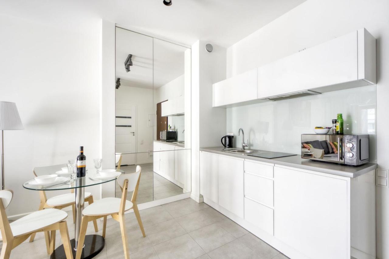 Warsaw Night Apartments Menica Residence Exterior photo