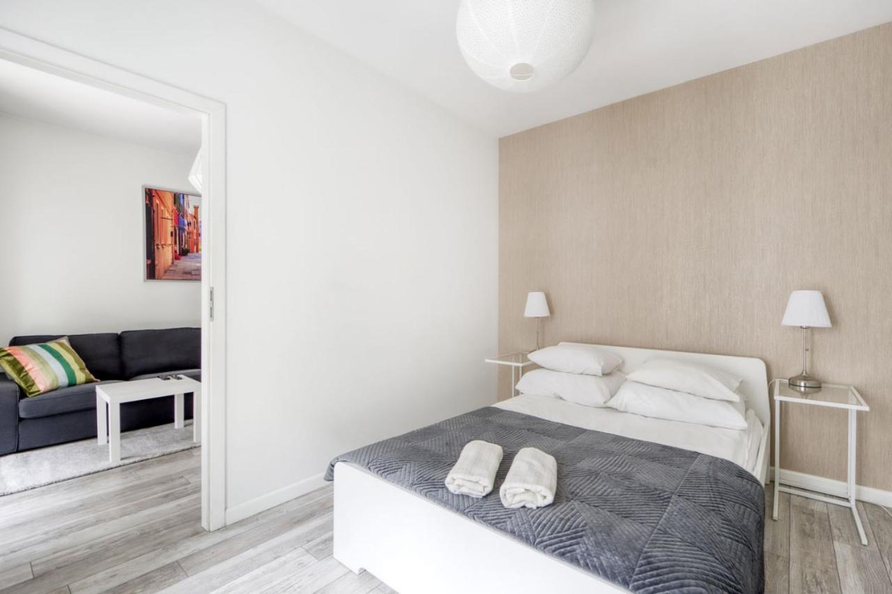 Warsaw Night Apartments Menica Residence Exterior photo